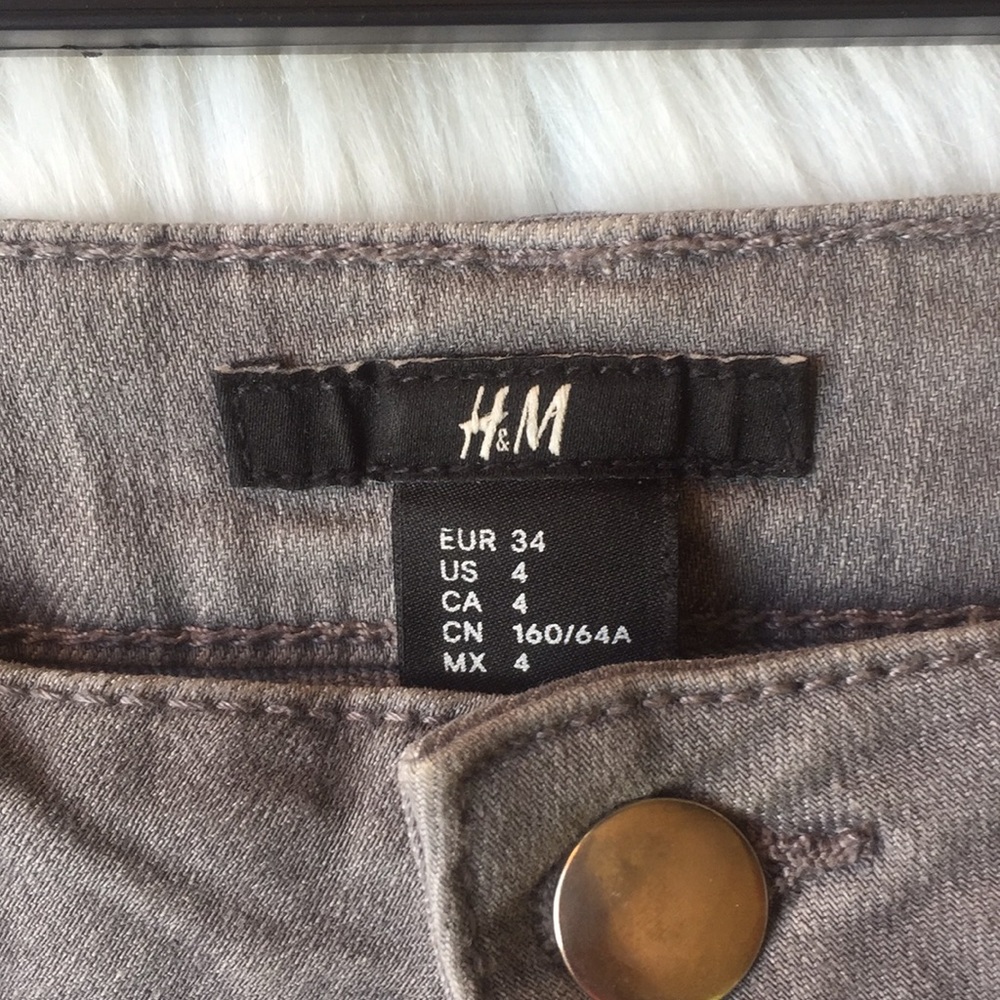 Jeans - Picture 3 of 3